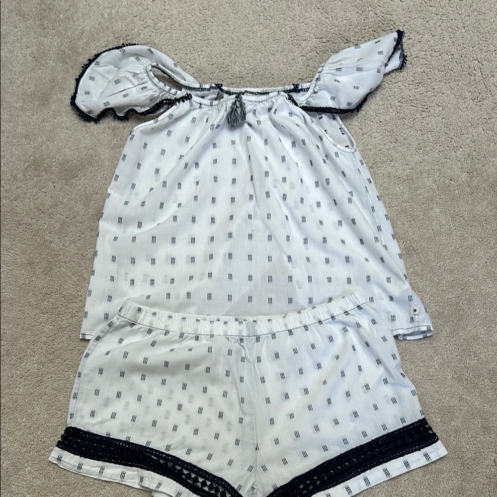 Women's White and Black Sleepwear Set